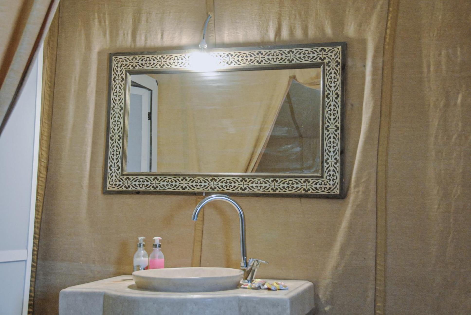 Hotel Camel Trips Luxury Camp Merzouga Exterior foto